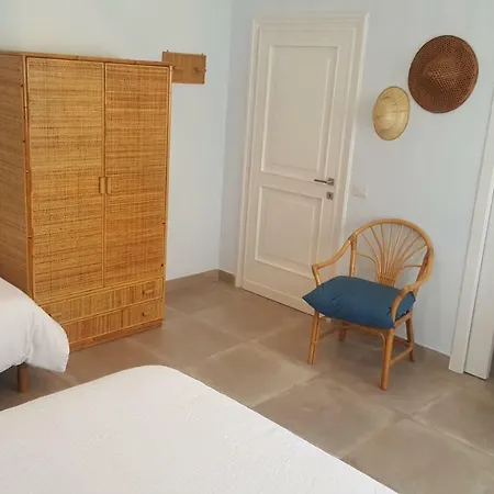 Maison Tizi בית הארחה פאסואוסקורו